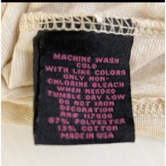 Disney Cruise Line T-Shirt Girl's Medium Top Born Free Every day Beige/Red NEW - Picture 8 of 9